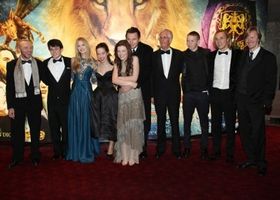 主要キャストのマイケル・アプテッド監督を始め、出演者のジョージー・ヘンリー、スキャンダー・ケインズ、ベン・バーンズらが登壇