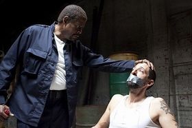 エイドリアン・ブロディとフォレスト・ウィテカー(左)という、2大オスカー賞俳優が演技対決