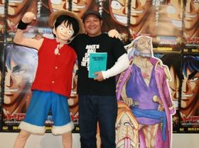 （写真左から）ルフィ、映画「ワンピース3D」にゲスト声優として出演する山口智充、山口が演じる飼い犬と老海賊・シュナイダー