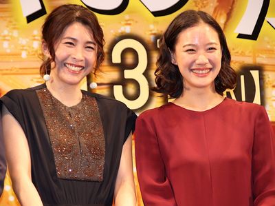 姉妹を演じた竹内結子と蒼井優が息ぴったりにトーク！