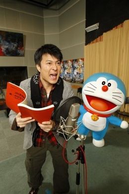 ドラえもんたちの敵となるロボット軍団総司令官役の声を担当する加藤浩次