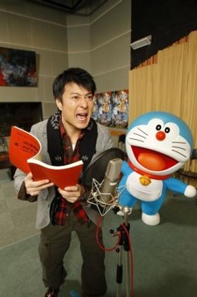 ドラえもんたちの敵となるロボット軍団総司令官役の声を担当する加藤浩次