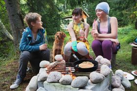 この夏の参考にしたい！北欧アウトドアコーデ