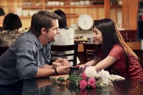 繊細な女性、ケイコを熱演する竹内結子