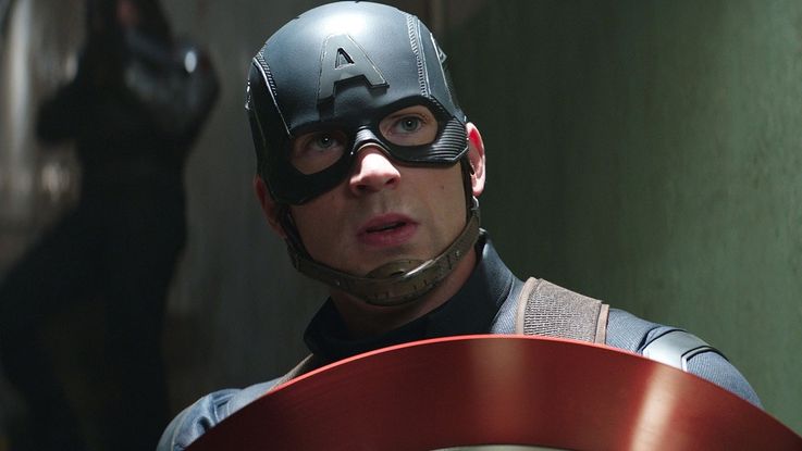 小柄で病弱な少年が唯一無二な“ヒーロー”に！欠かせない2人の“親友”とは？