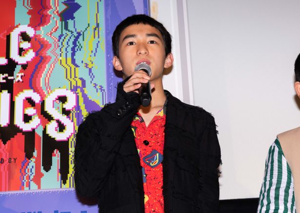 奥村門土のお気に入りシーンは「廃材だけで作ったステージで演奏したシーン」