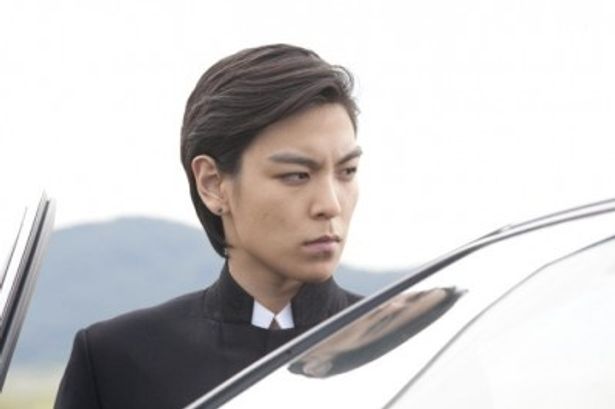 謎の殺し屋として出演するBIGBANGのT.O.P