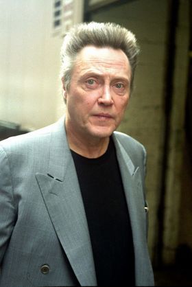 クリストファー・ウォーケンが存在感を発揮！