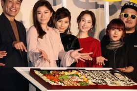 『今日も嫌がらせ弁当』の初日舞台挨拶が開催