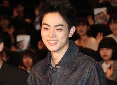 菅田将暉、主題歌「クローバー」も生披露！
