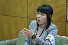 映画初出演とは思えない堂々した演技を見せる！