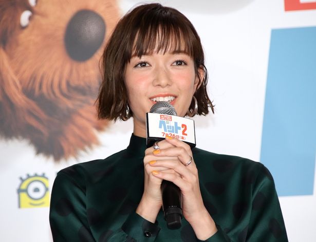 『ペット2』イベントに出席した佐藤栞里