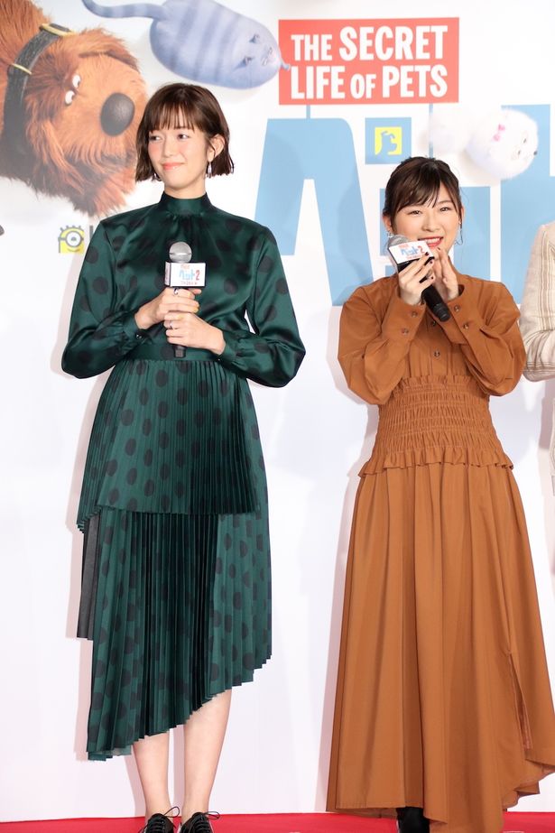 佐藤栞里、アシンメトリーの個性派ワンピで登場