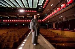 市川團十郎をはじめ、歌舞伎界の重鎮が多数出演するドキュメンタリー作品