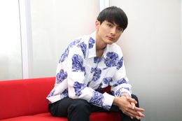 『アンダー・ユア・ベッド』で、主演を務めた高良健吾