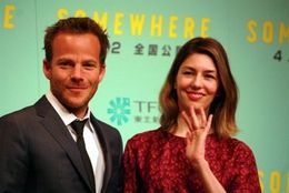 来日したソフィア・コッポラ監督とスティーブン・ドーフ(左)