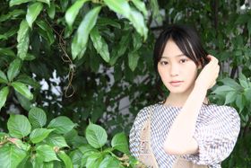 南沙良、連載第8回のテーマは“海”