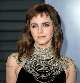 「ハリポタ」原作者の誕生日を祝うエマの投稿が話題沸騰！