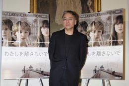 執筆を終えると常にエージェントに「映画化のオファーはないか？」と聞いてしまうというカズオ・イシグロ