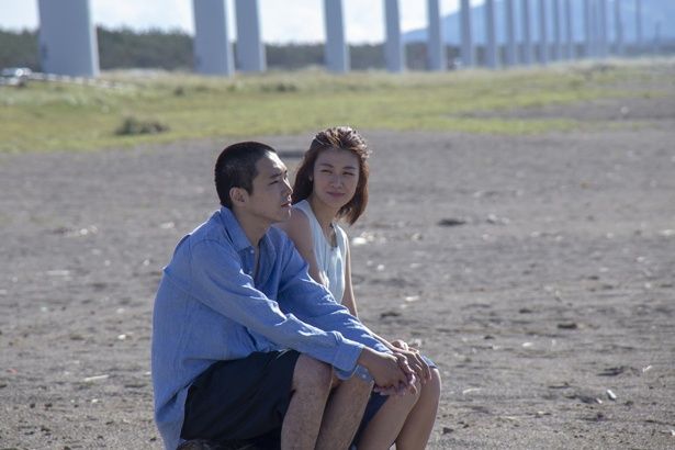 結婚直前に会った元カレとの情事を描く大人のラブストーリー『火口のふたり』