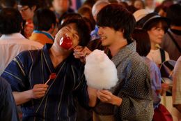 春田(田中圭)と牧(林遣都)の花火デートほか、『劇場版おっさんずラブ』のハワワ！なシーンをご紹介！