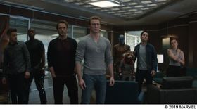 出演キャスト陣が爆笑を誘うお茶目な姿を収めた貴重なNGシーンが到着