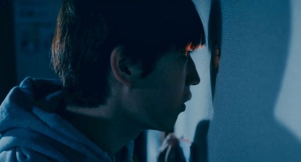 映画『羊とオオカミの恋と殺人』より