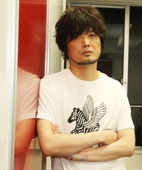 バンド結成30周年を迎えたthe pillowsの山中さわおがアニバーサリー映画『王様になれ』を語る