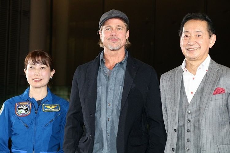 ブラピ来日、「本物の宇宙飛行士だ！」と毛利衛と山崎直子との対面に大興奮