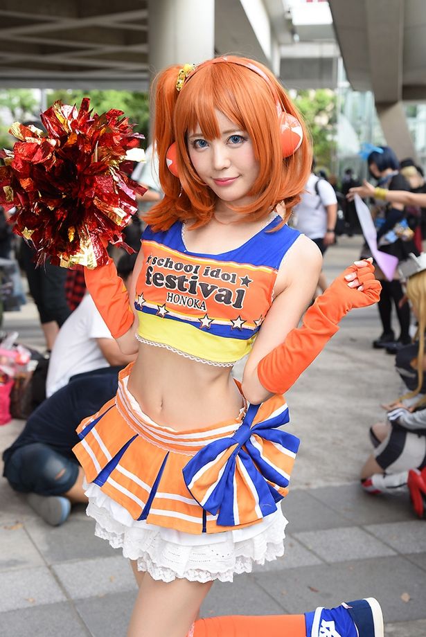 「ラブライブ！」の高坂穂乃果に扮する のえるさん
