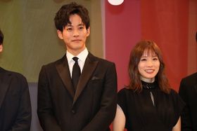 『蜜蜂と遠雷』の完成披露試写会に登壇した松岡茉優と松坂桃李