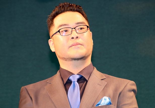 舞台挨拶に登壇した落合福嗣