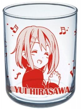 大きくキャラクターがプリントされたキュートなグラスだ