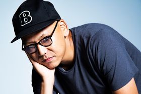 テレビドラマ版に続いてメガホンをとるのは鬼才、真利子哲也