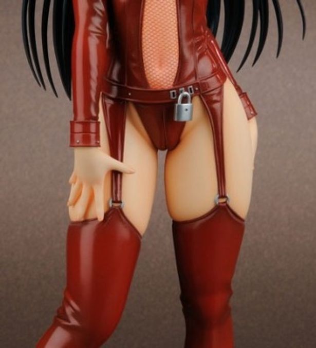 爪もほんのり彩色されている