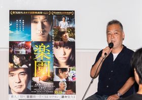早稲田大学で行われたティーチイン付き試写会に瀬々敬久監督が登壇
