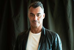 主演のキアヌと共に来日したチャド・スタエルスキ監督