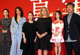 『真実』のジャパンプレミアが開催された