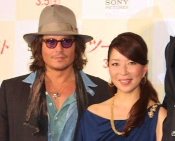 ジョニー・デップと真矢みきが『ツーリスト』来日会見で登壇
