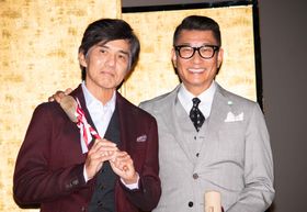 まるで結婚会見!?中井貴一と佐藤浩市が2度目の大ヒット御礼舞台挨拶に登壇！