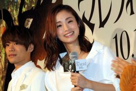 『マレフィセント2』の舞台挨拶に登壇した上戸彩