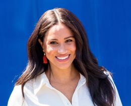 ヘンリー王子と共に「ウェルチャイルド」の授賞式に出席したメーガン妃