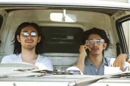 本作で四度目の共演となる瑛太と松田龍平。息の合った掛け合いにも注目