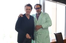 『永遠の門 ゴッホの見た未来』より、ジュリアン・シュナーベル監督(右)と主演のウィレム・デフォー(左)にインタビュー