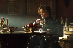 サンサとの結婚式では「酔うことと性欲で私にかない者はいません」と父に豪語するティリオン