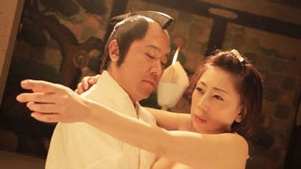 「ギルガメッシュないと」で人気を博した水谷ケイも出演