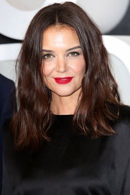 チャリティ施設を訪問した服装が話題に