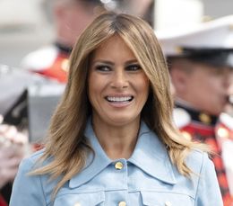 メラニア夫人が見せた着こなしに称賛の声！