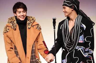 片寄涼太、眞栄田郷敦とイチャイチャ！