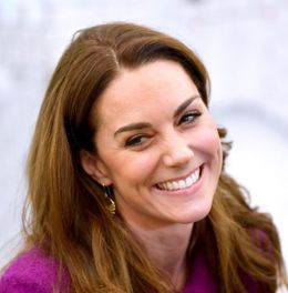 エリザベス女王主催のレセプションに登場したキャサリン妃